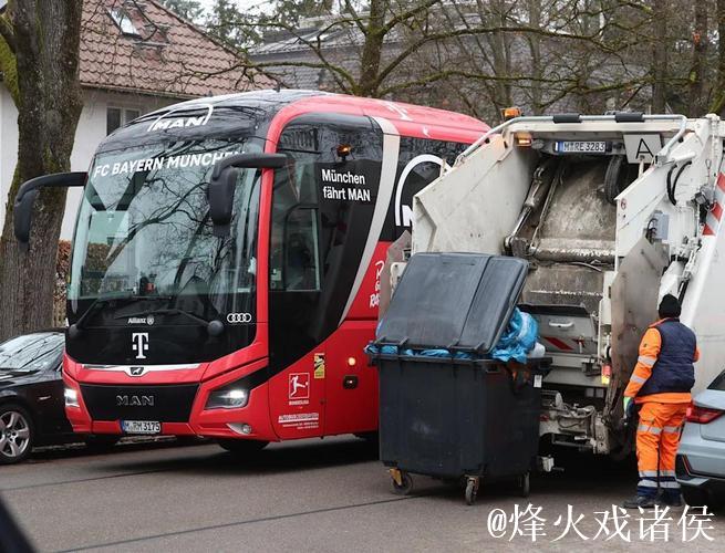 图片报：戴维斯即将复出，穆西亚拉预计明年初回